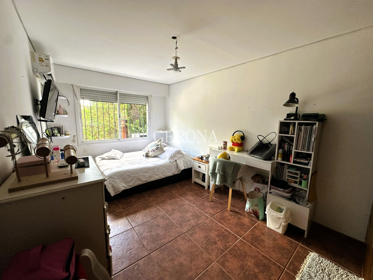 Casa ID.262 - Venta casa de tres dormitorios, jardín y piscina en zona colegios, Carrasco Norte