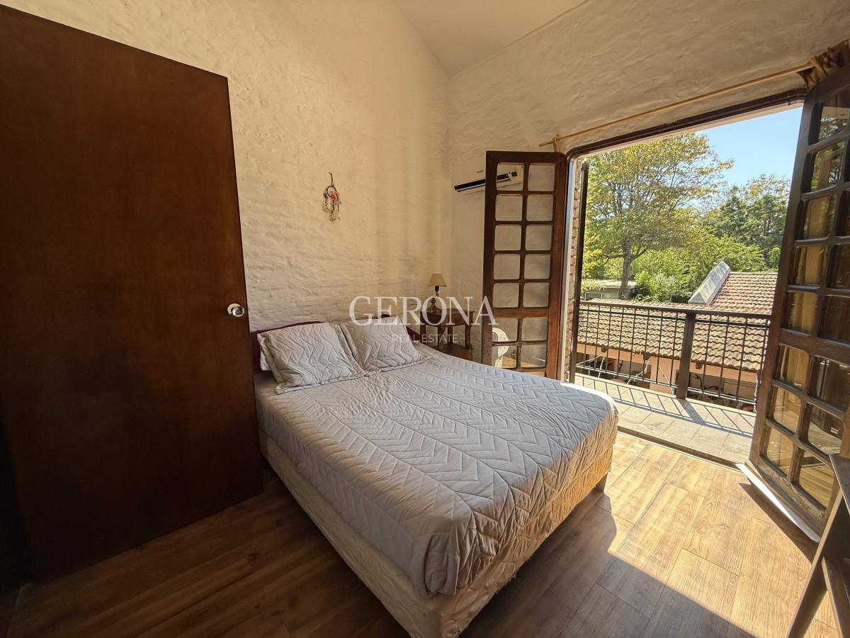 Casa ID.265 - Venta de Casa de tres dormitorios en Parque de Miramar
