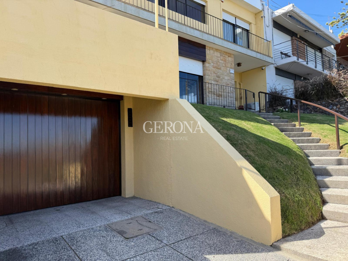 Casa ID.301 - Alquiler Casa para empresa en Punta Gorda