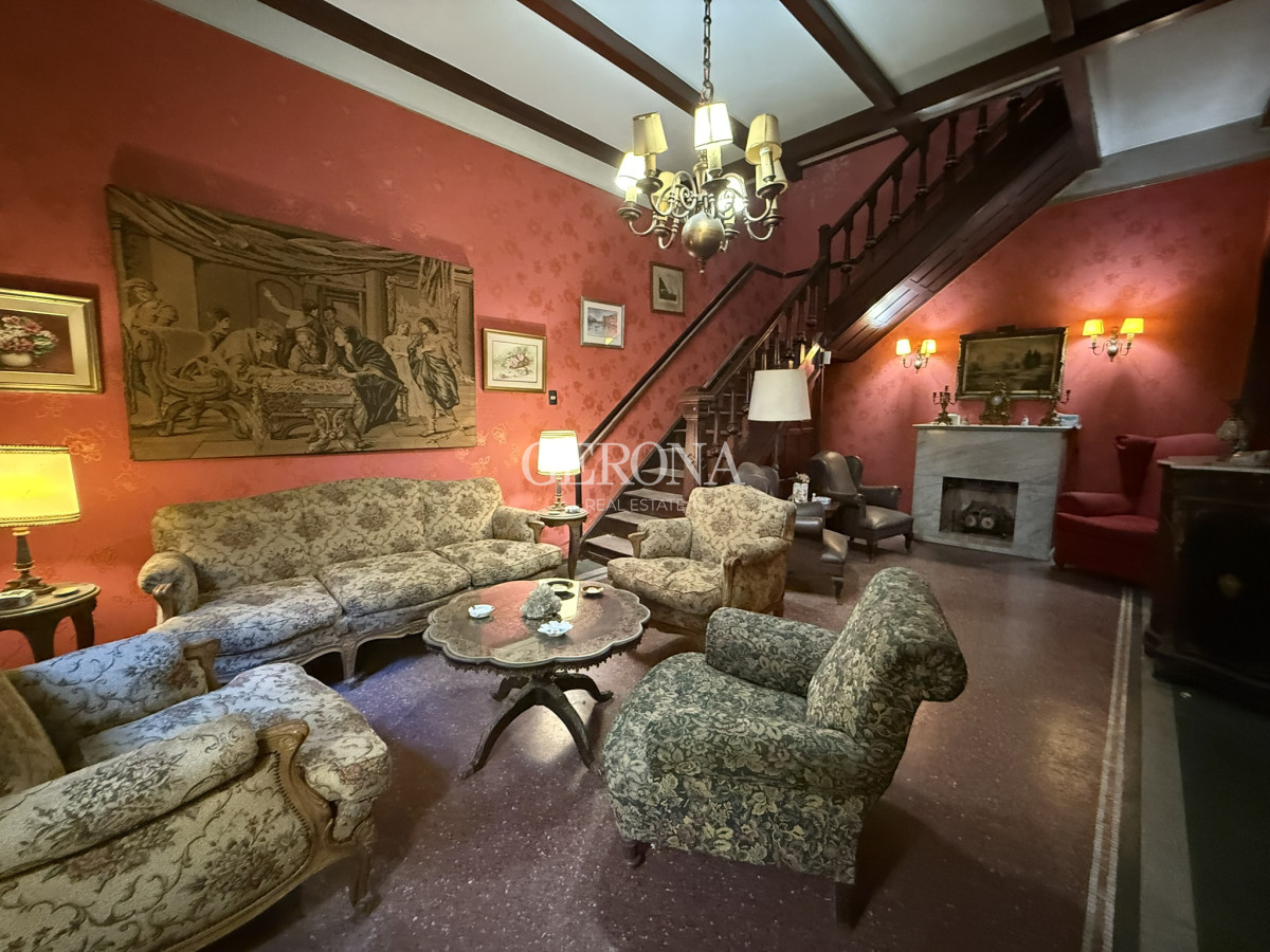 Casa ID.288 - Alquiler casa de 4 dormitorios y garaje en Pocitos, ideal empresa