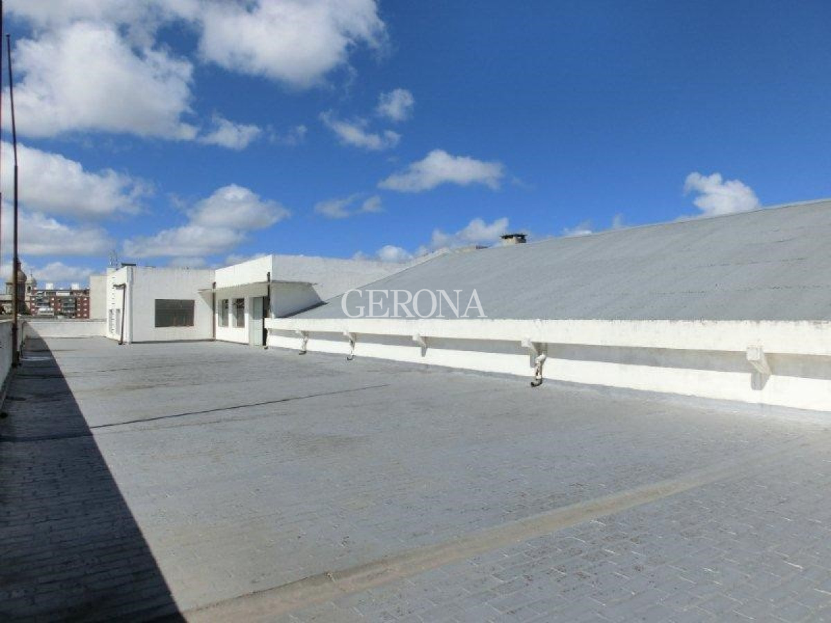 Local Comercial ID.275 - Alquiler Depósito, Galpón en Aguada