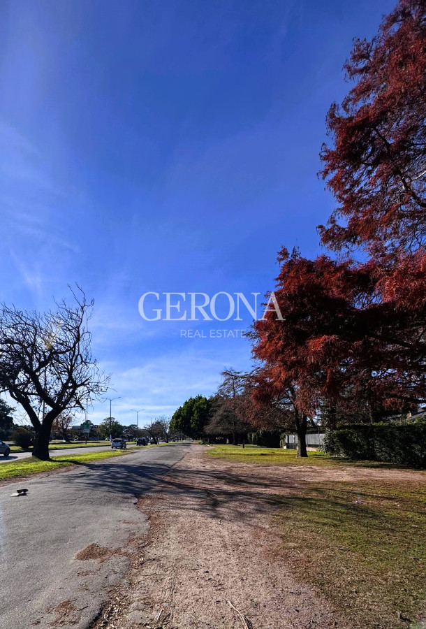 Terreno ID.145 - Venta Terreno 539 m2. Sobre Av. Italia. Carrasco Sur