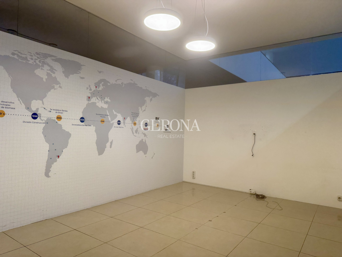 Oficina ID.276 - Alquiler de Oficinas + Showroom+ Depósito en Aguada