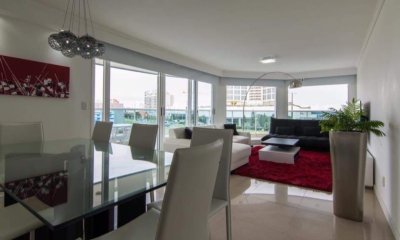 APARTAMENTO EN VENTA MANSA 3 DORMITORIOS Y DEPENDENCIA