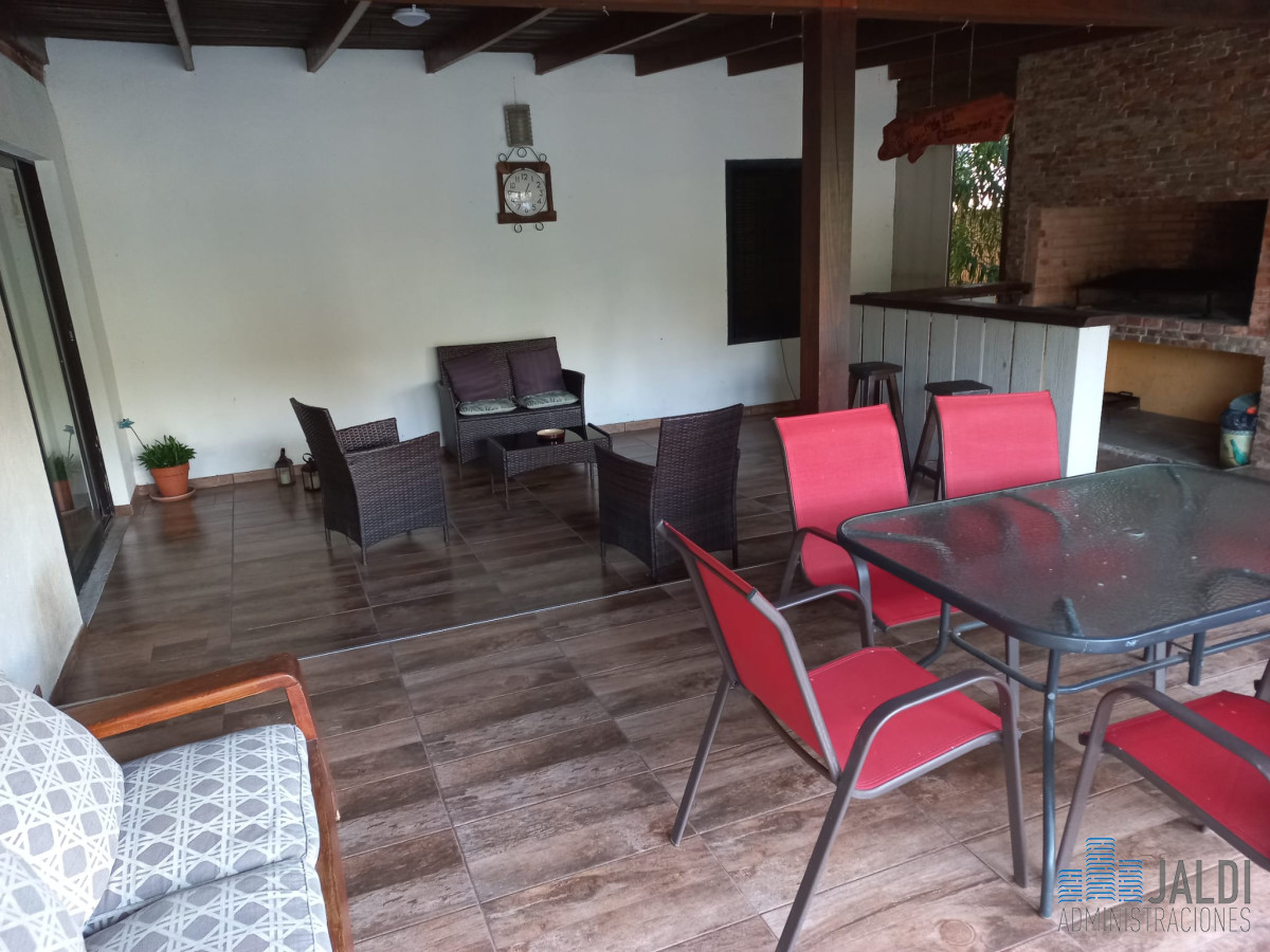 Casa ID.58 - CASA EN VENTA CON PISCINA LAUSSANA