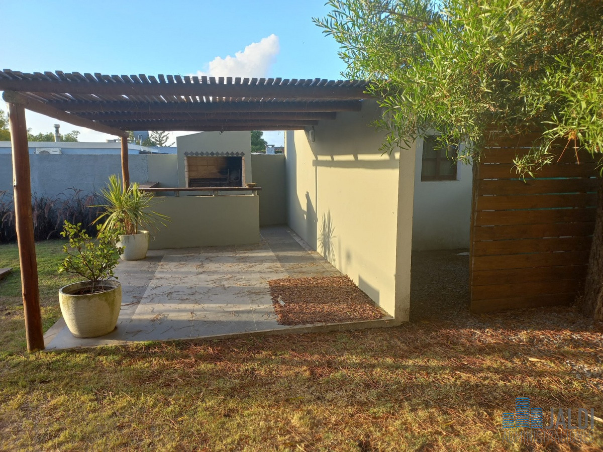 Casa ID.58 - CASA EN VENTA CON PISCINA LAUSSANA