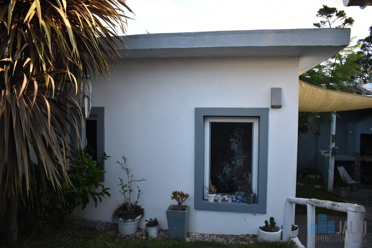 Casa ID.95 - CASA EN VENTA BARRIO CANTEGRIL 