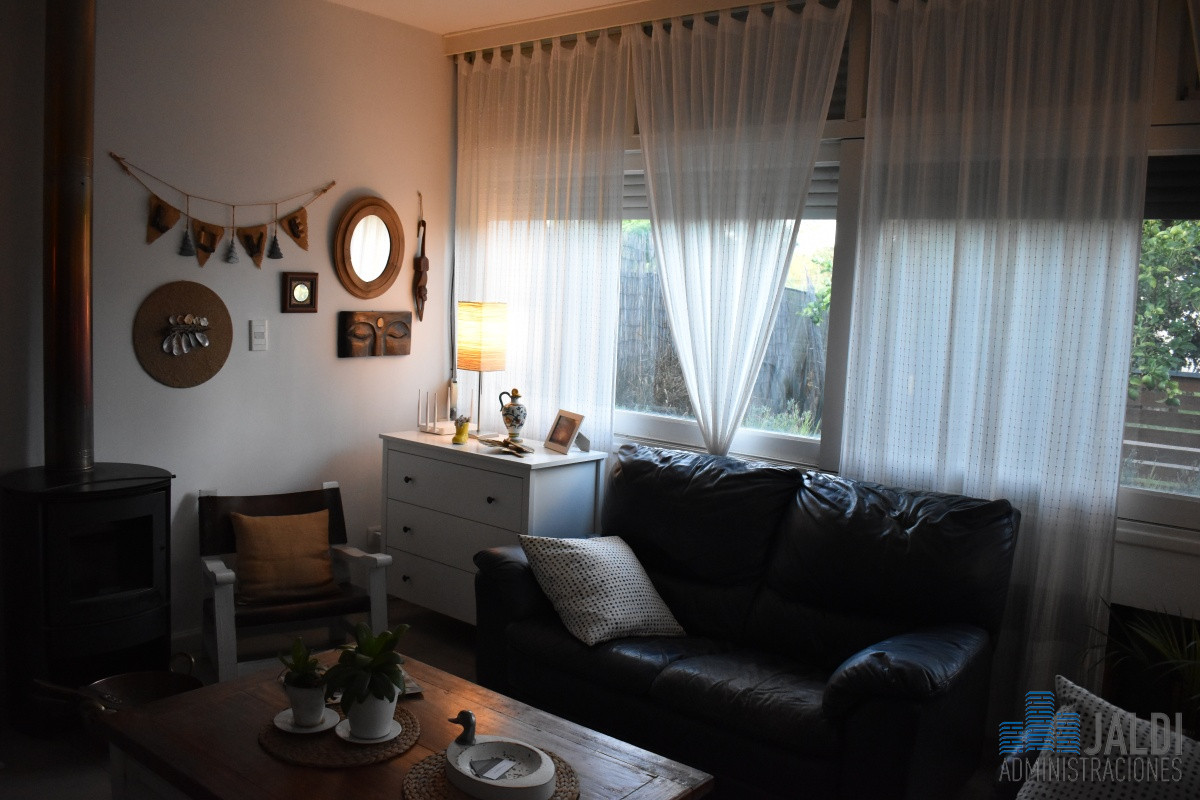 Casa ID.95 - CASA EN VENTA BARRIO CANTEGRIL 