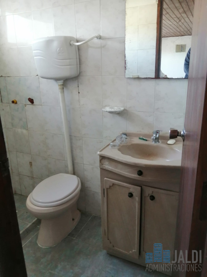 Casa ID.115 - CASA PH EN VENTA CON APARTAMENTO BARRIO IPORA 