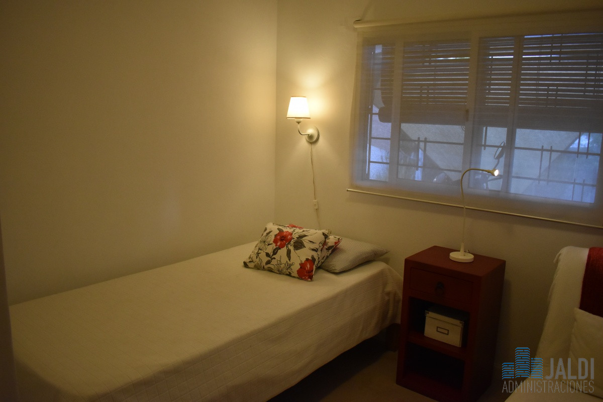 Casa ID.95 - CASA EN VENTA BARRIO CANTEGRIL 