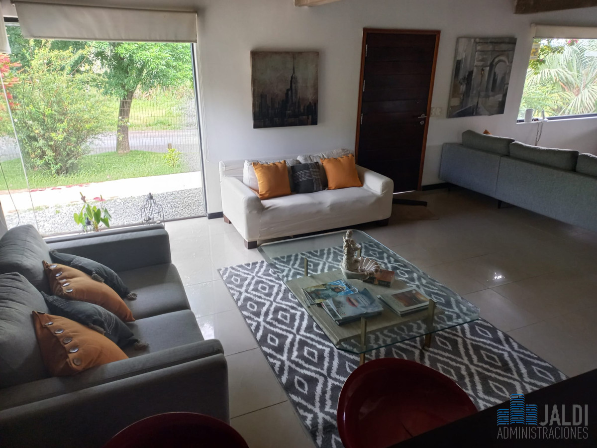 Casa ID.58 - CASA EN VENTA CON PISCINA LAUSSANA