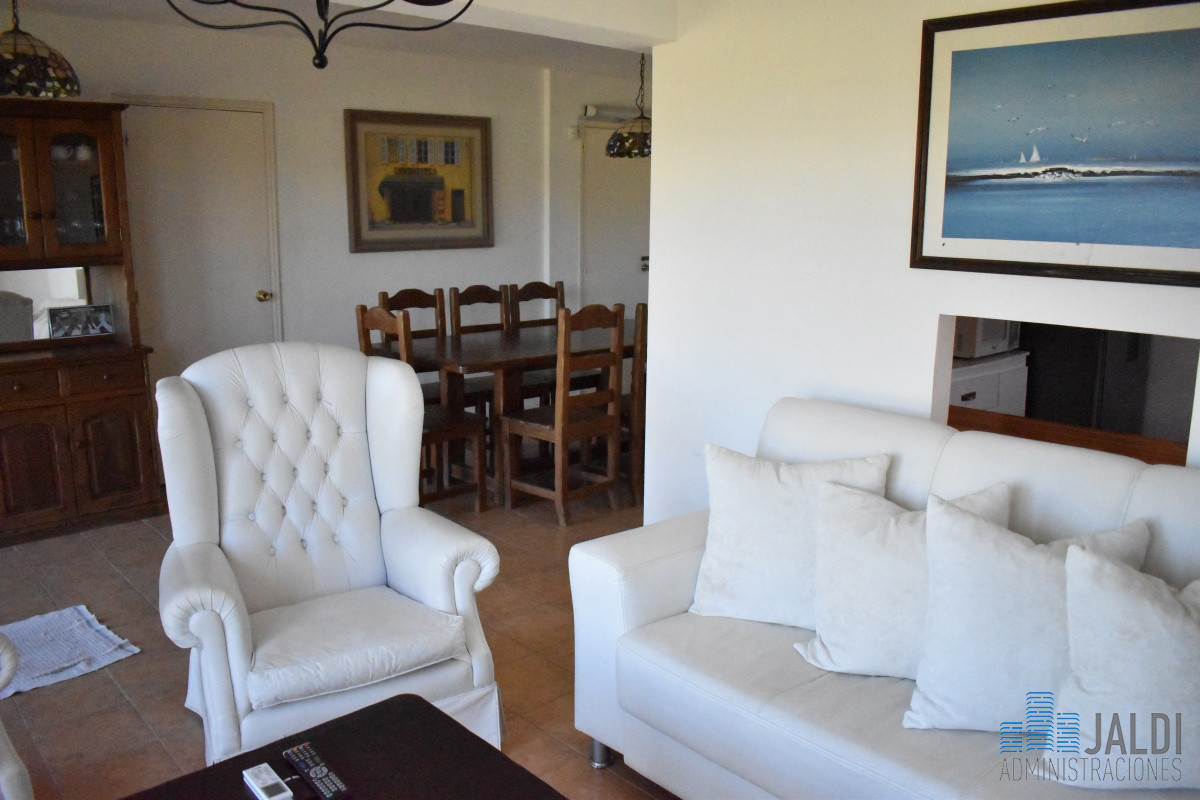 Casa ID.93 - CASA EN VENTA PRIMERA LÍNEA LA JUANITA 