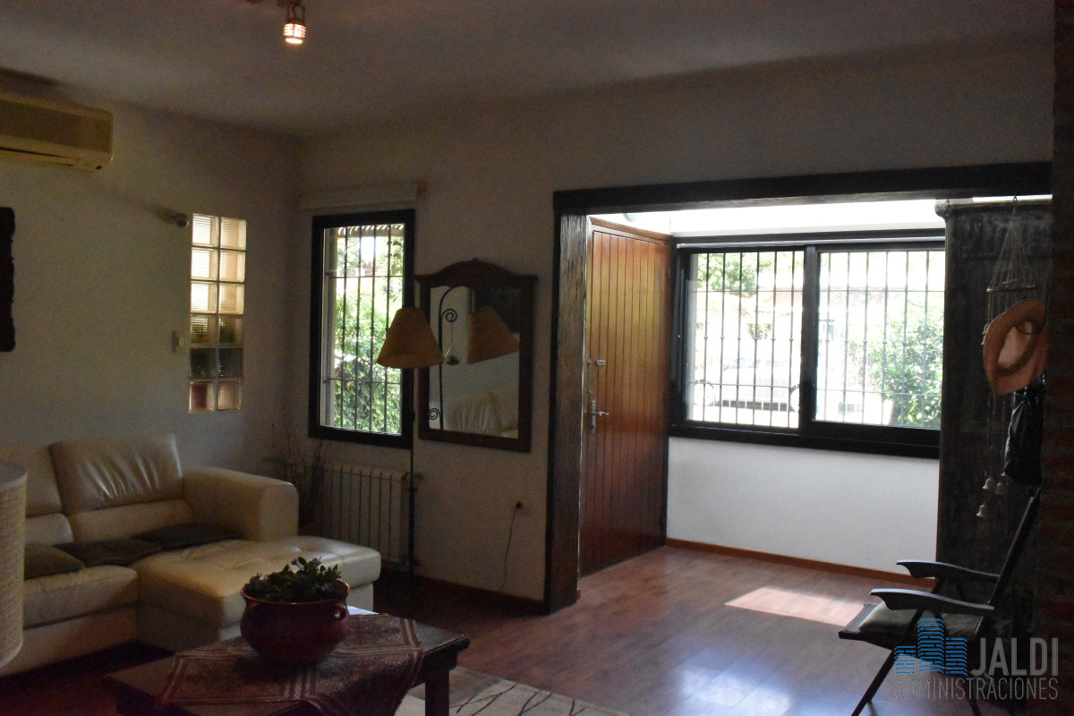 Casa ID.127 - CASA EN VENTA EN ESTEREL
