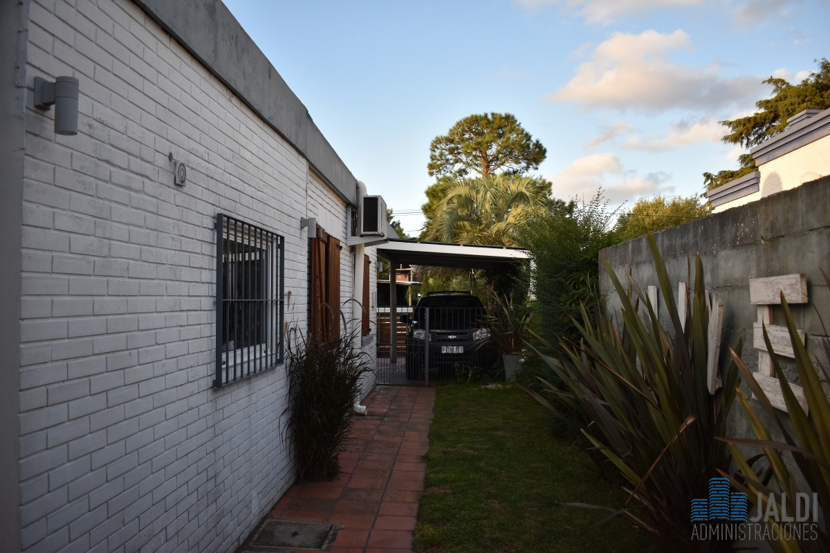 Casa ID.95 - CASA EN VENTA BARRIO CANTEGRIL 