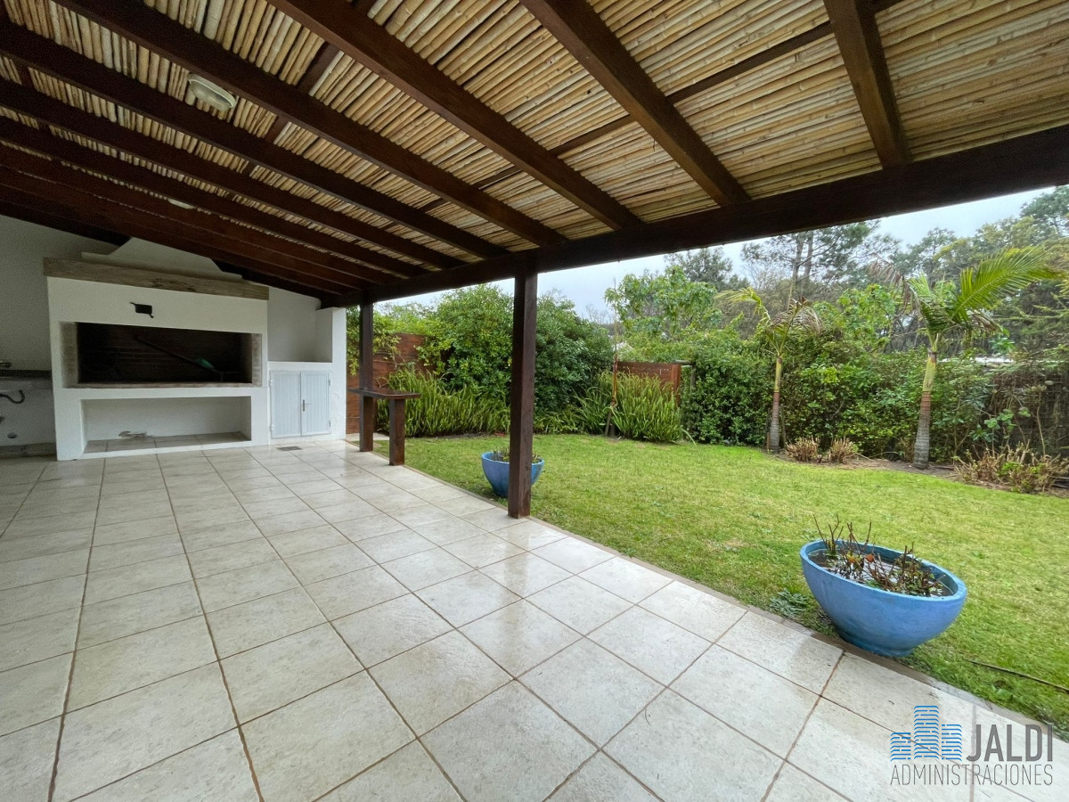 Casa ID.129 - Casa en La Barra, La Barra