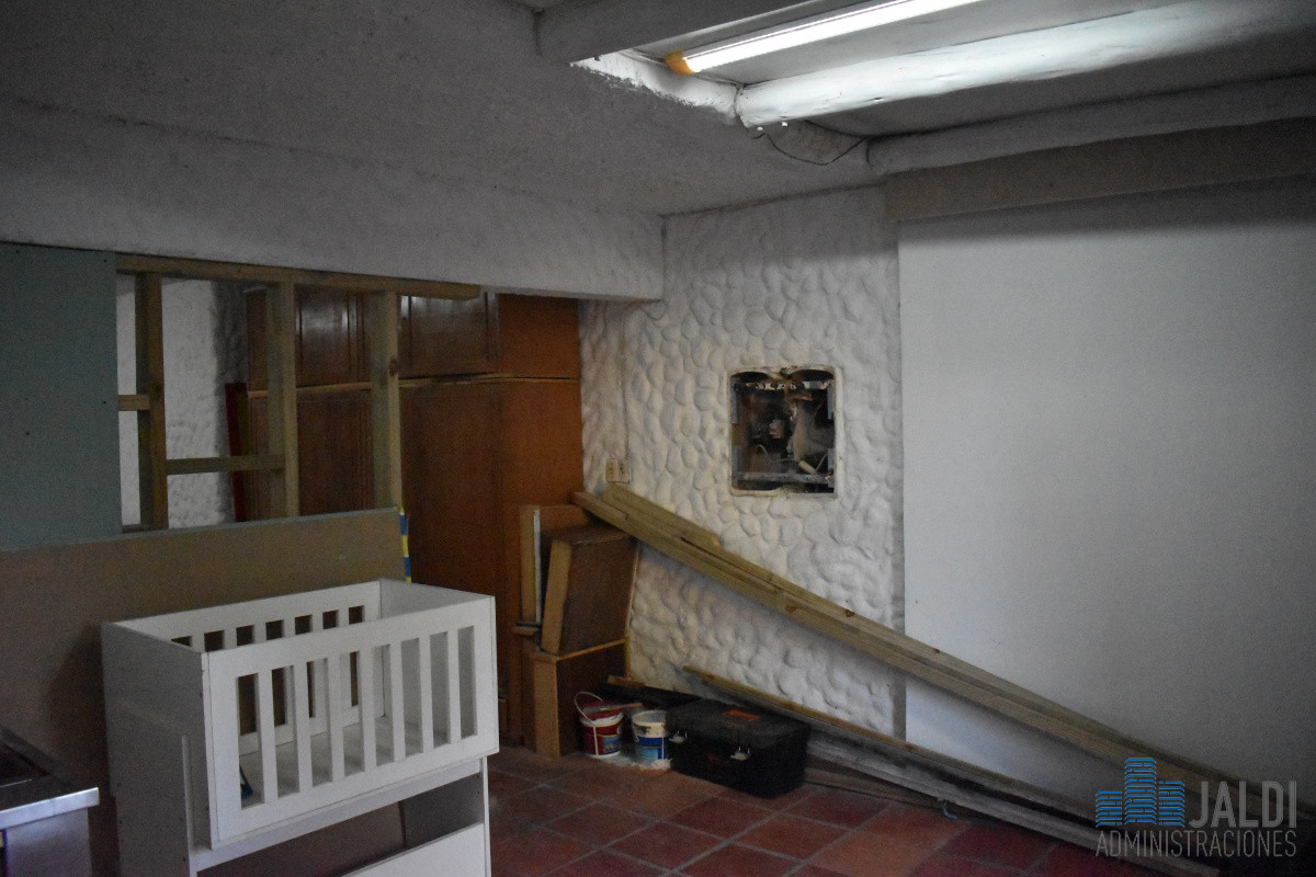 Casa ID.99 - CASA EN VENTA SOBRE AV. CHIOSSI 