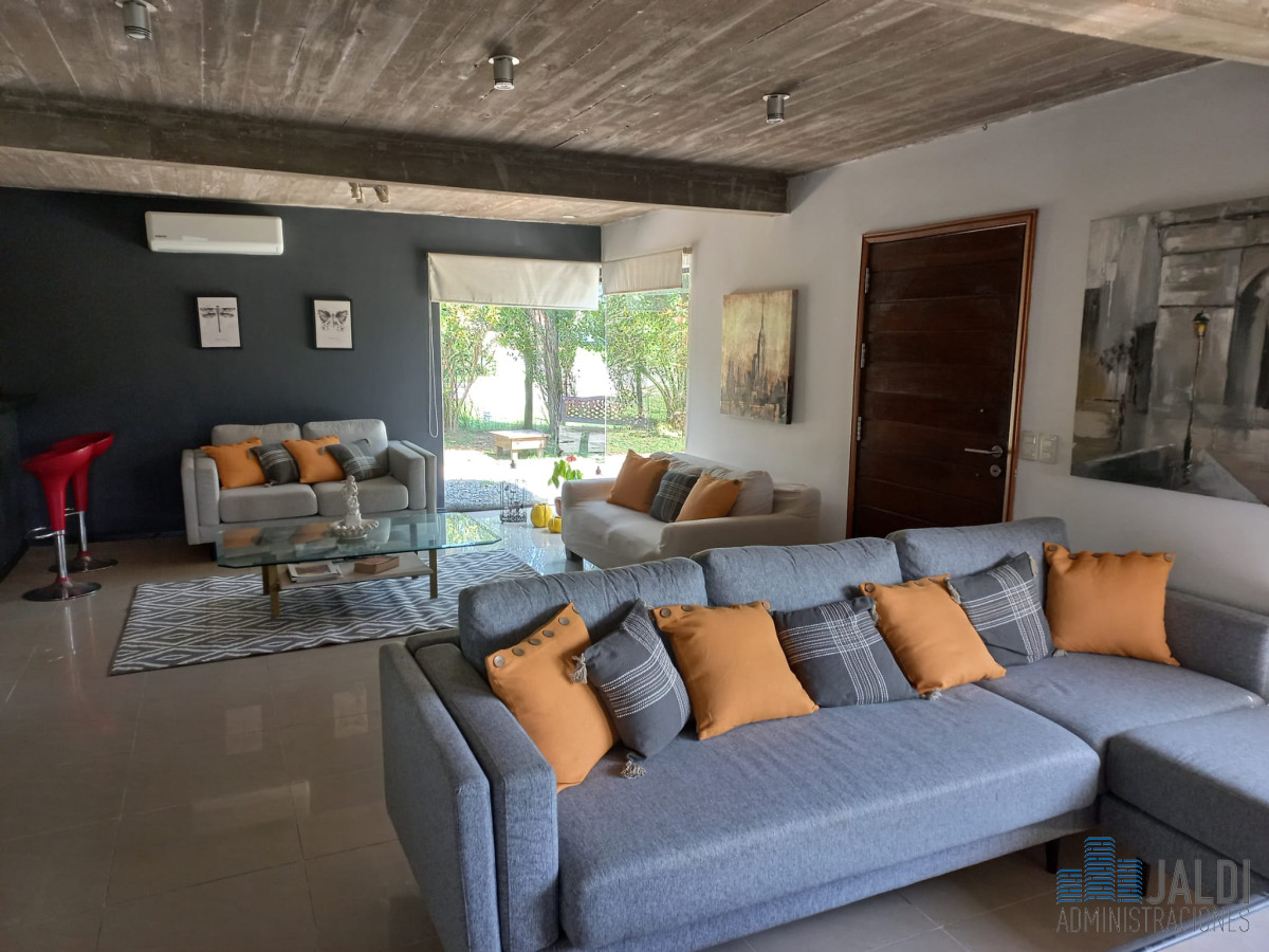 Casa ID.58 - CASA EN VENTA CON PISCINA LAUSSANA