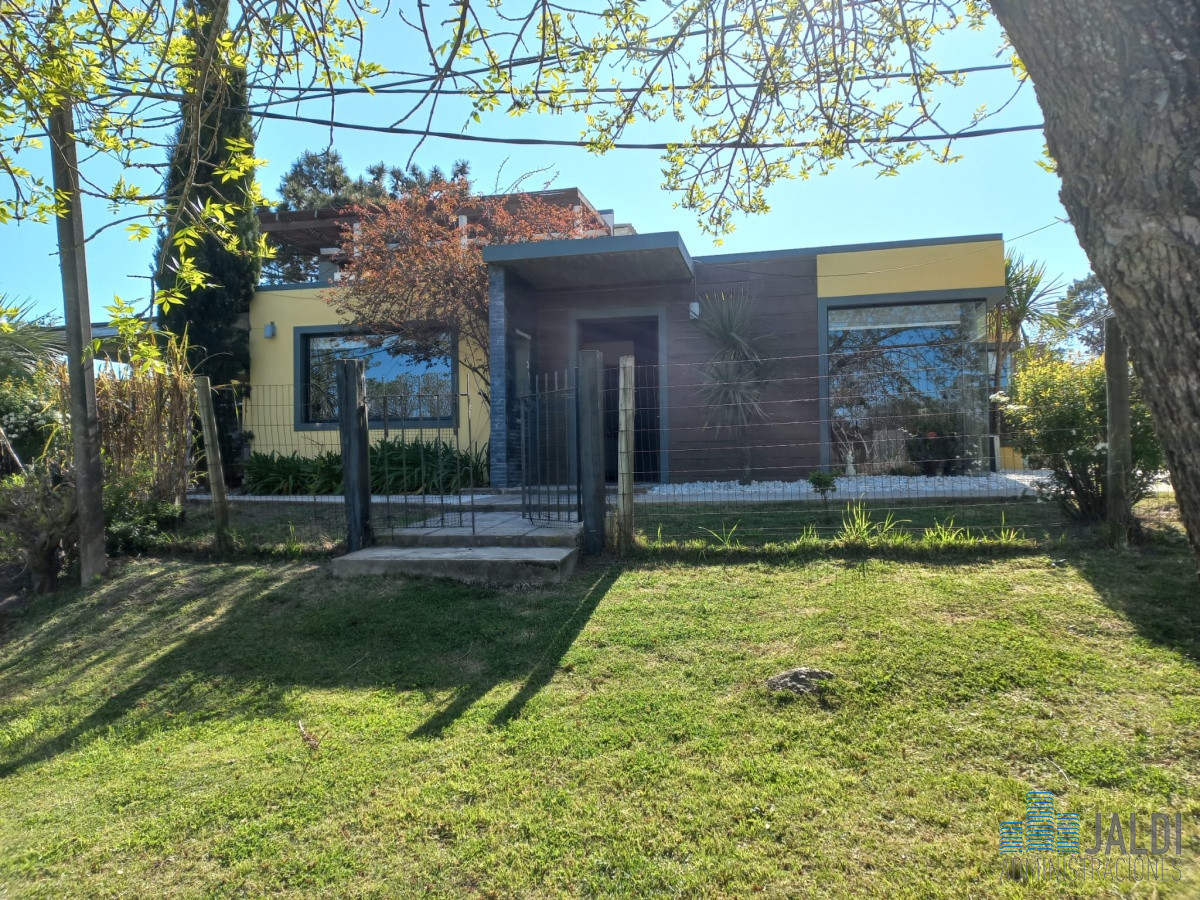 Casa ID.58 - CASA EN VENTA CON PISCINA LAUSSANA