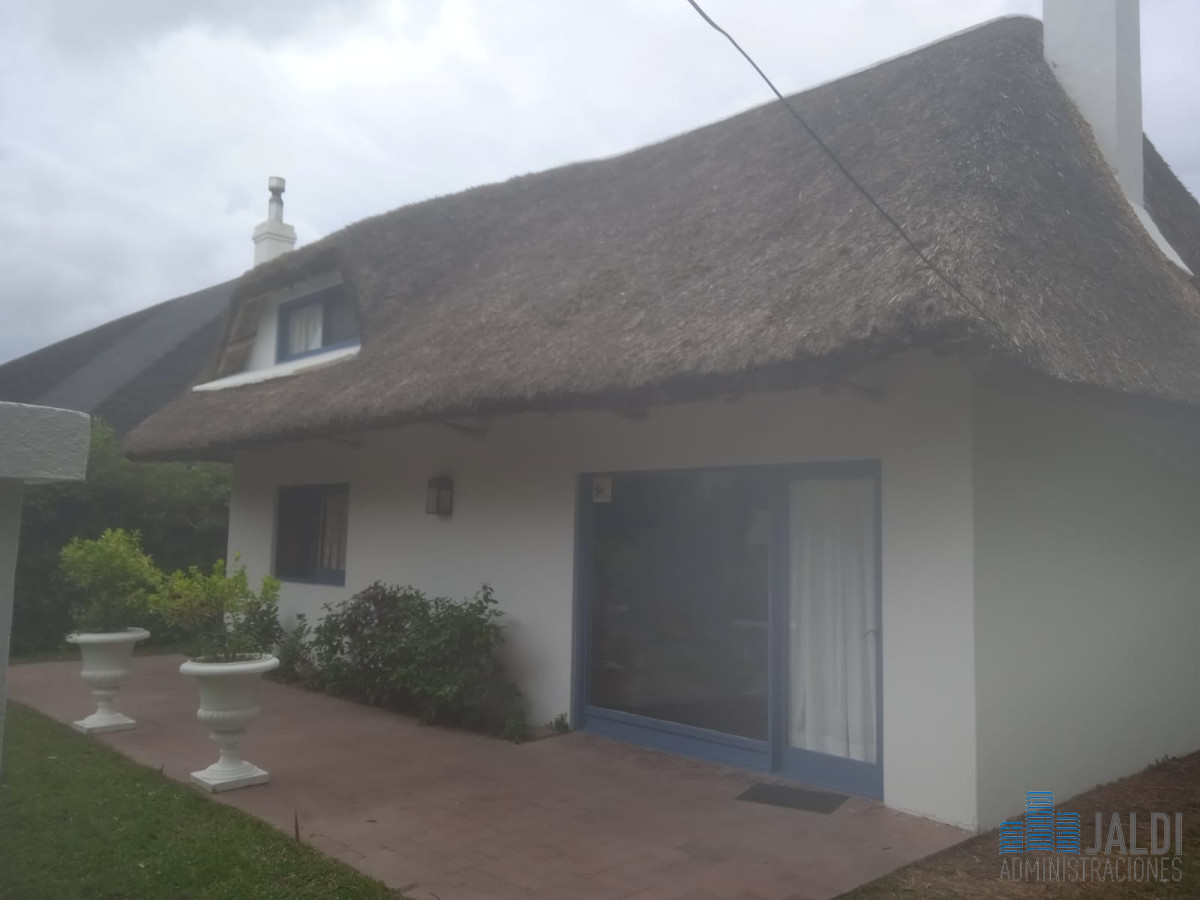 Casa ID.130 - Casa en La Barra, La Barra