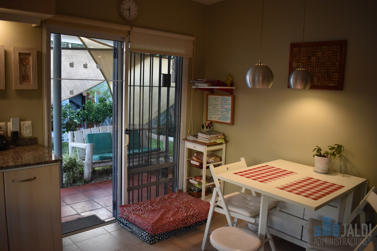 Casa ID.95 - CASA EN VENTA BARRIO CANTEGRIL 