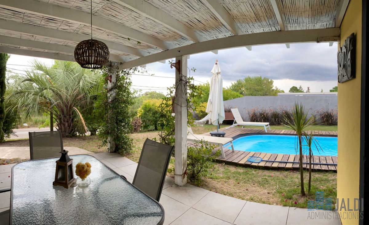 Casa ID.58 - CASA EN VENTA CON PISCINA LAUSSANA