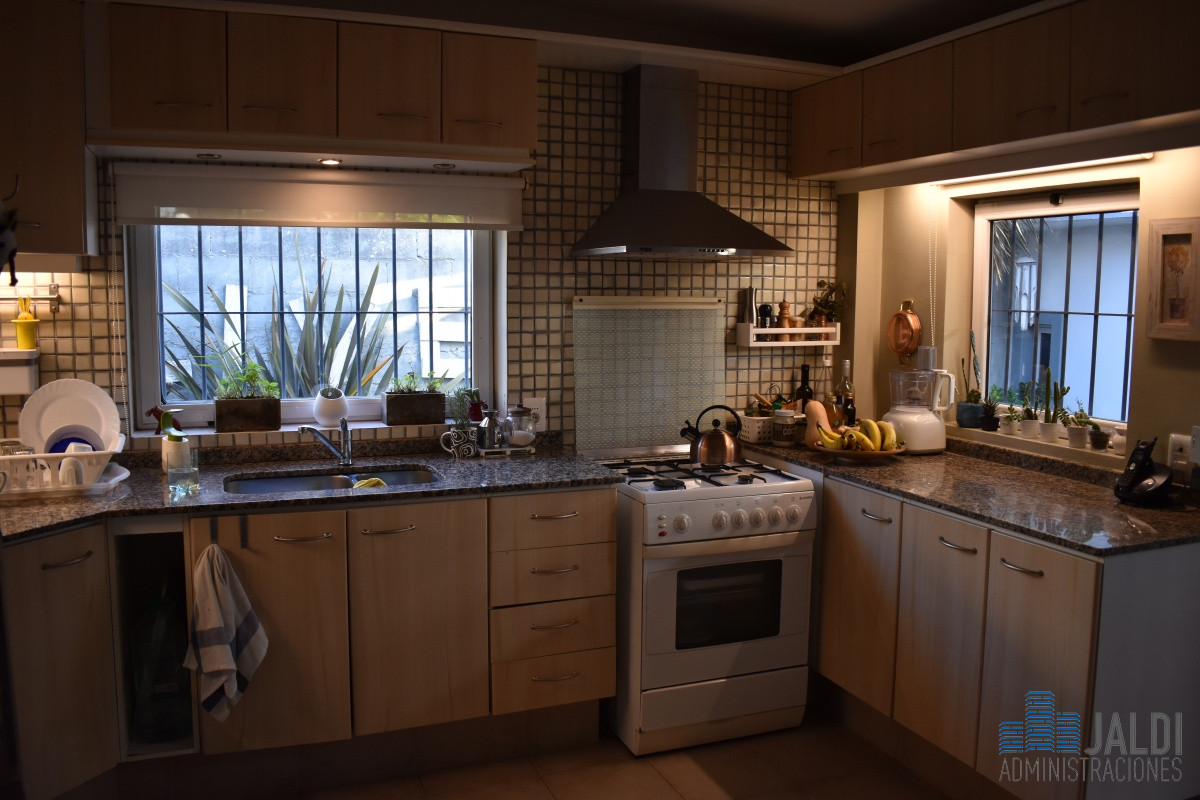 Casa ID.95 - CASA EN VENTA BARRIO CANTEGRIL 