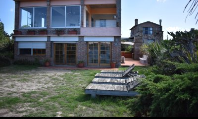 CASA EN VENTA PRIMERA LÍNEA LA JUANITA