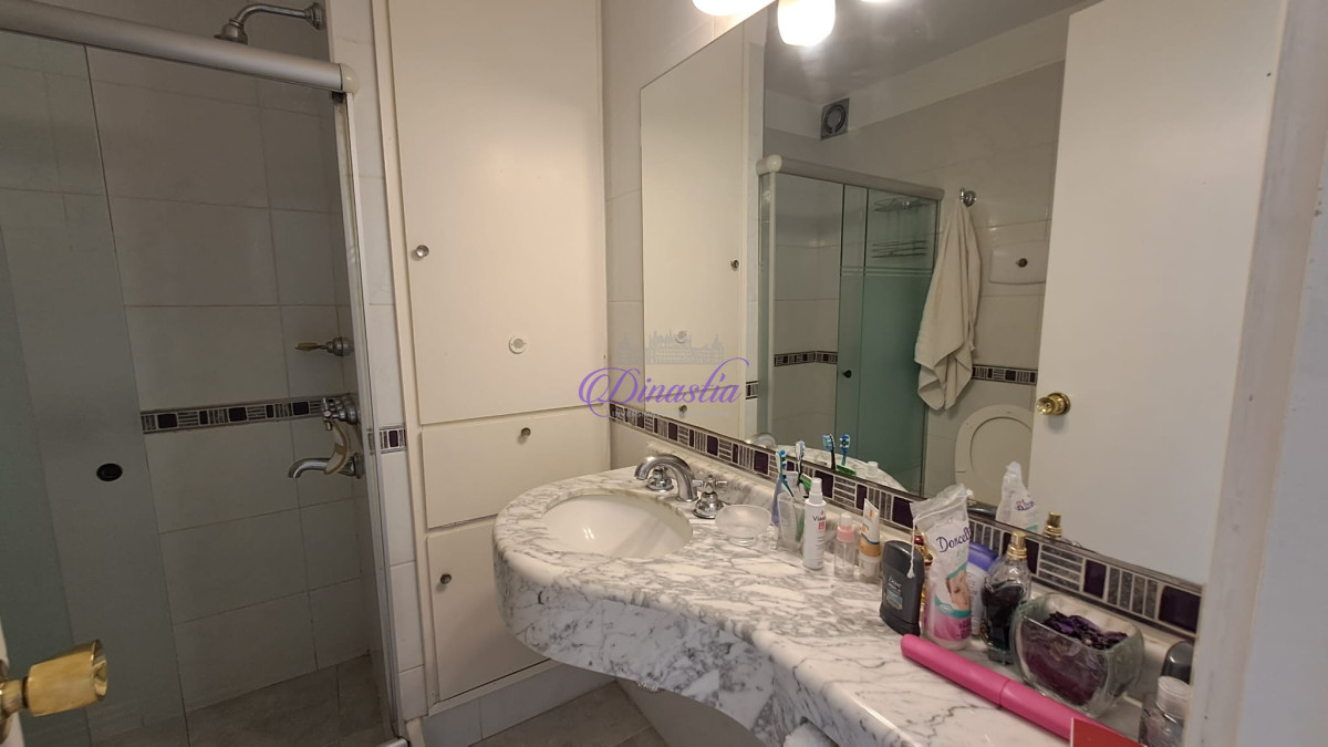 Apartamento ID.369 - Alquiler temporario Apartamento de 1 dormitorio en Península, Punta del Este