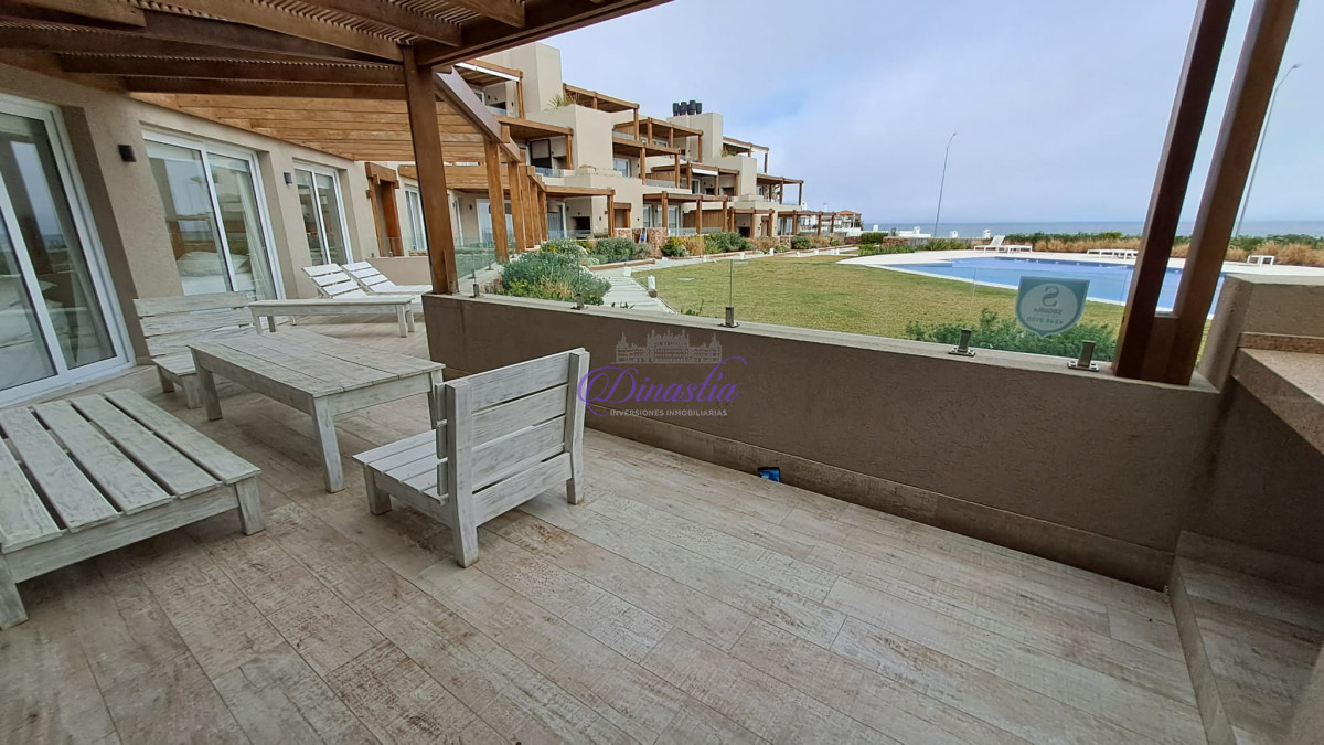 Apartamento ID.290 - Alquiler temporario Apartamento de 3 dormitorios frente al mar en La Barra, Maldonado