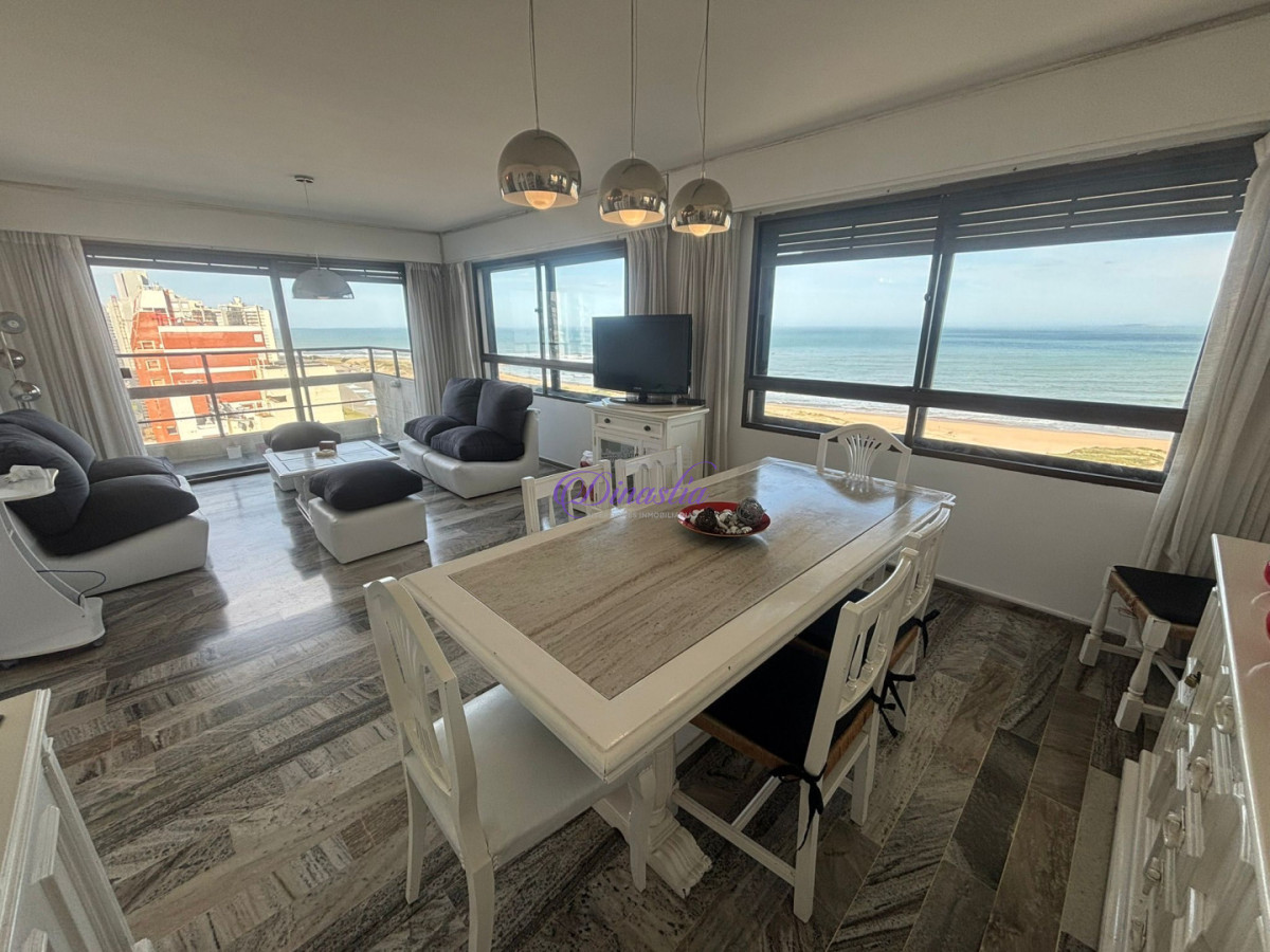 Apartamento ID.470 - Alquiler temporal Apartamento 3 dormitorios en Parada 1, Punta del Este.