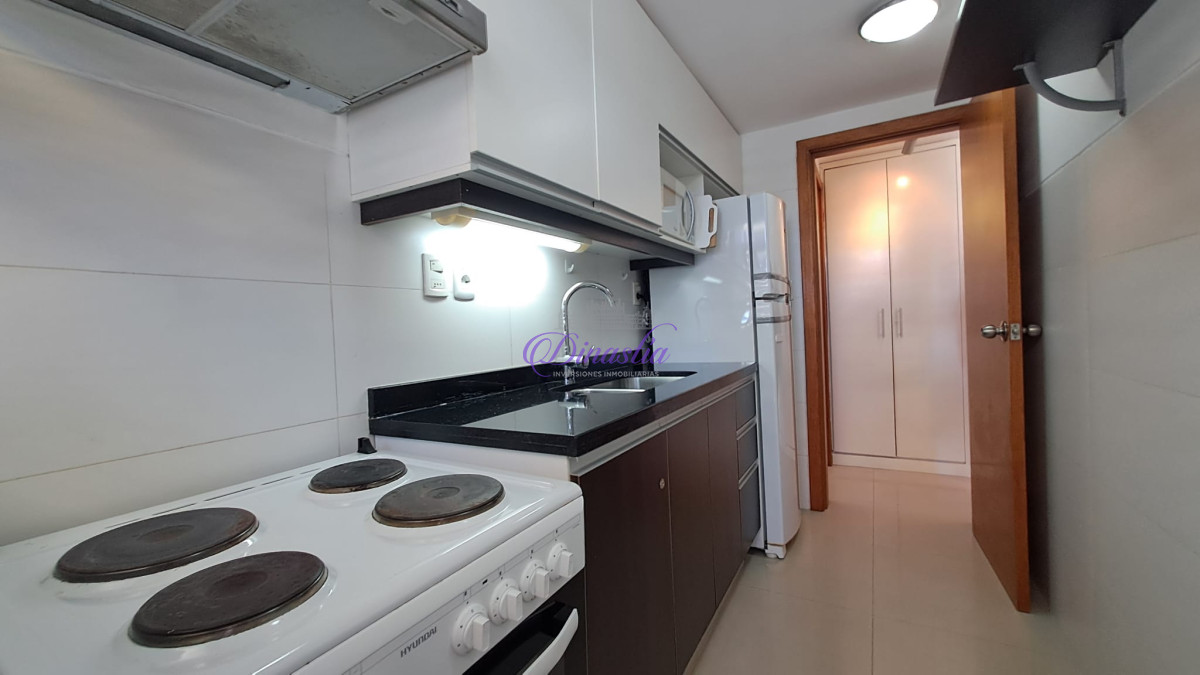 Apartamento ID.433 - Alquiler temporario Apartamento de 1 dormitorio en Aidy Grill, Punta del Este.