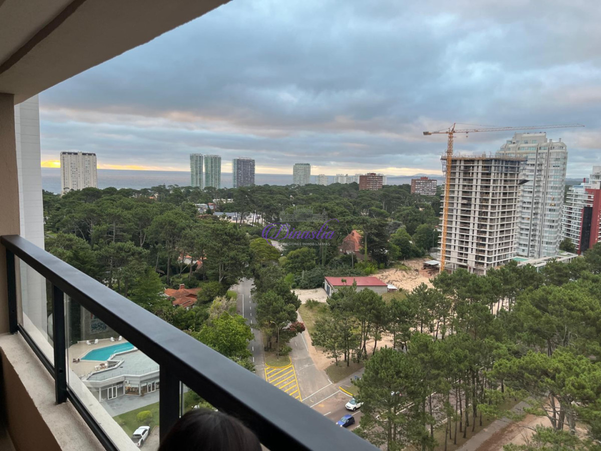 Apartamento ID.516 - Alquiler Anual de 1 dormitorio sobre Roosevelt