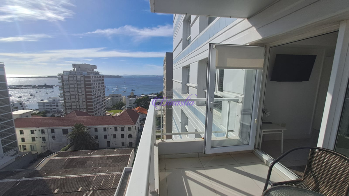 Apartamento ID.444 - Alquiler Apartamento 2 dormitorios en Península, Punta del Este