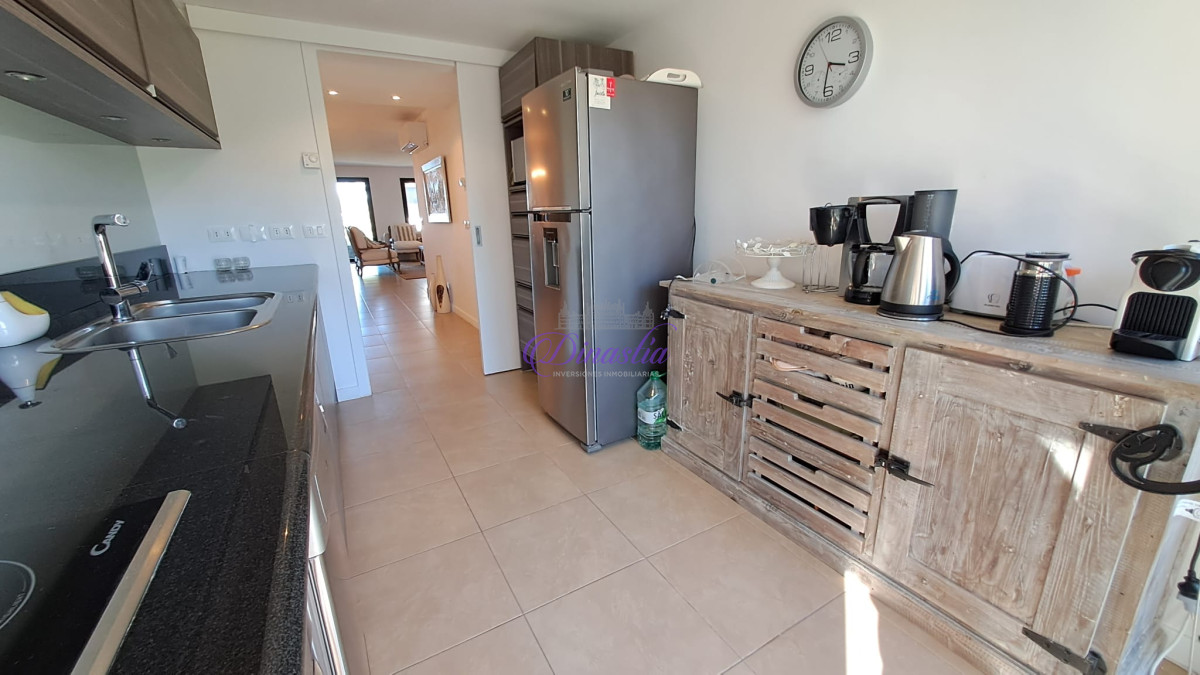 Apartamento ID.206 - Venta y Alquiler temporario Apartamento de 3 dormitorios en Selenza, Manantiales