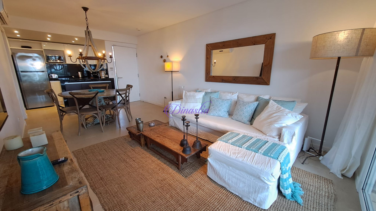 Apartamento ID.288 - Alquiler temporario Apartamento de 3 dormitorios frente al mar en Manantiales, Maldonado