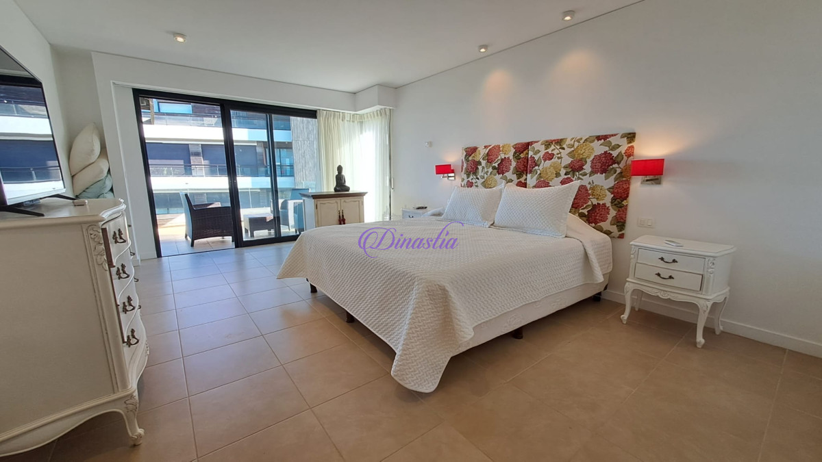 Apartamento ID.206 - Venta y Alquiler temporario Apartamento de 3 dormitorios en Selenza, Manantiales