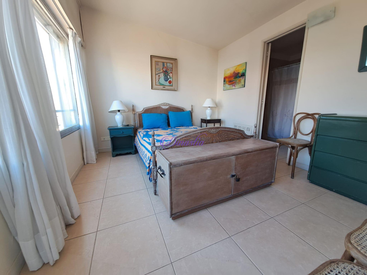 Apartamento ID.3 - Alquiler Temporario Apto 2 dormitorios en Península, Punta del Este.