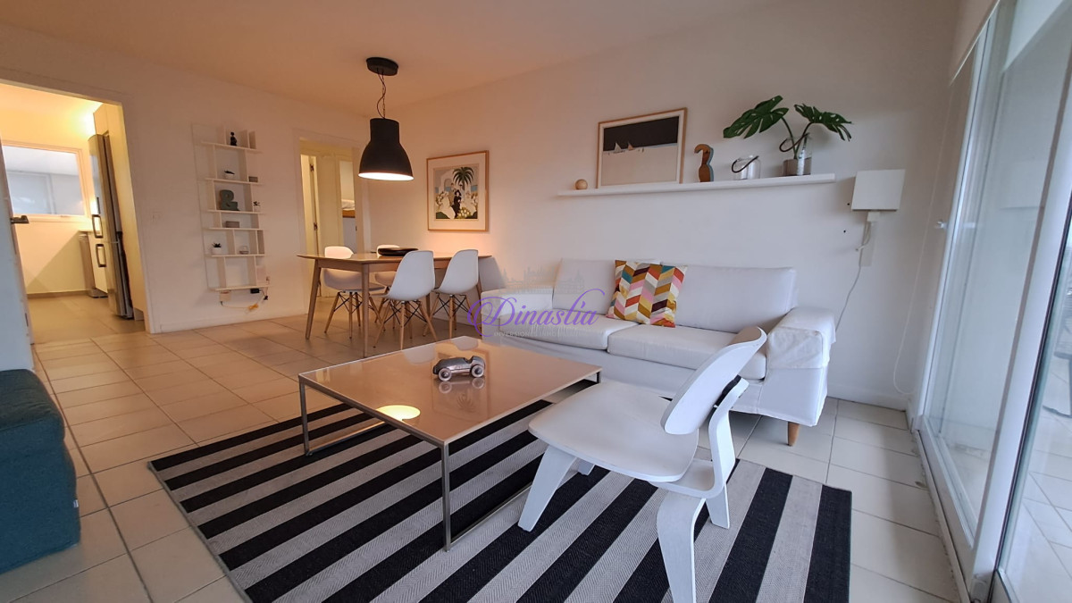 Apartamento ID.184 - Alquiler Apartamento 2 dormitorios frente al Puerto, Punta del Este