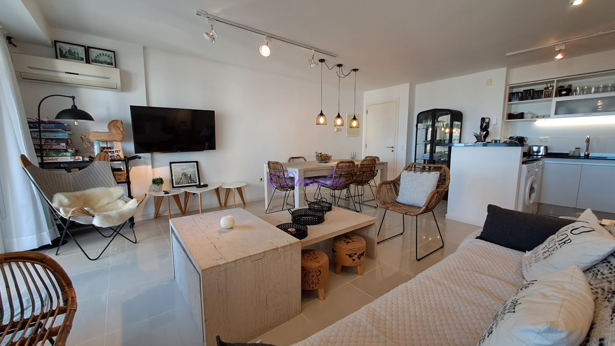Apartamento ID.320 - Alquiler Apartamento 2 dormitorios en Parada 3, Punta del Este
