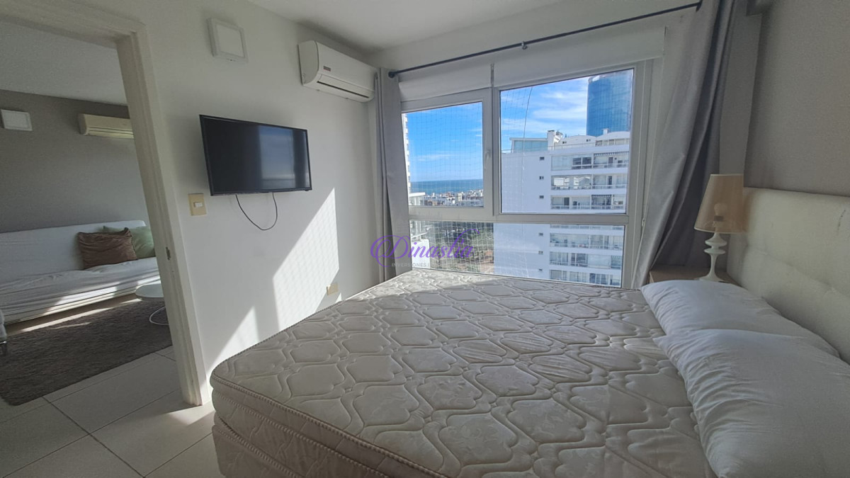 Apartamento ID.444 - Alquiler Apartamento 2 dormitorios en Península, Punta del Este