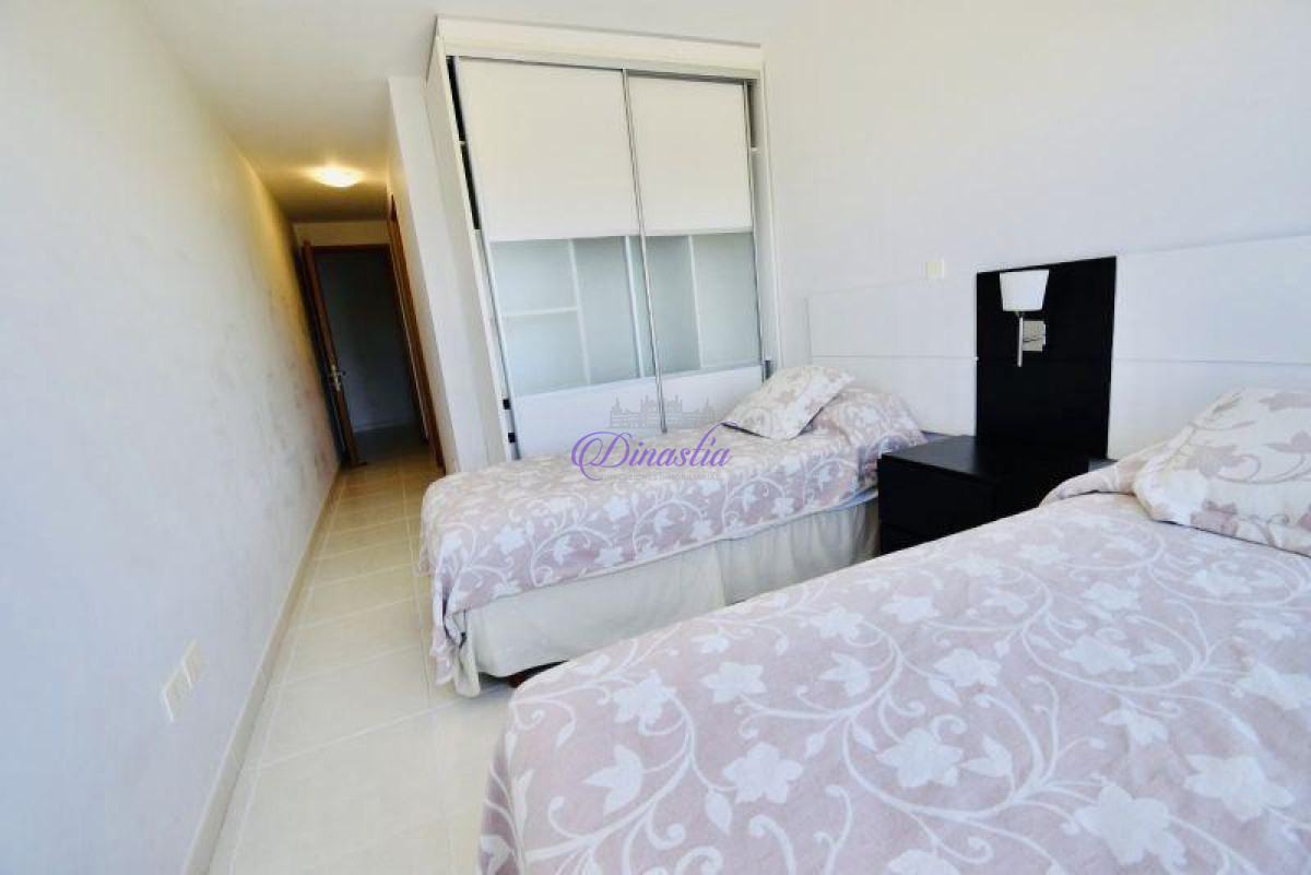 Apartamento ID.41 - Alquiler temporario Apartamento 2 dormitorios en Playa Mansa, Punta del Este.