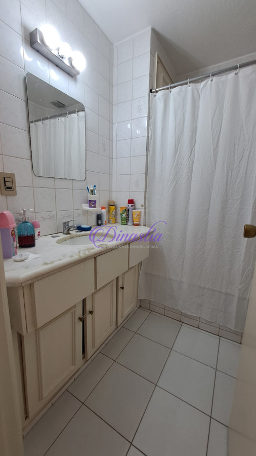 Apartamento ID.114 - Alquiler temporario apartamento de 1 dormitorio en Península, Punta del este.