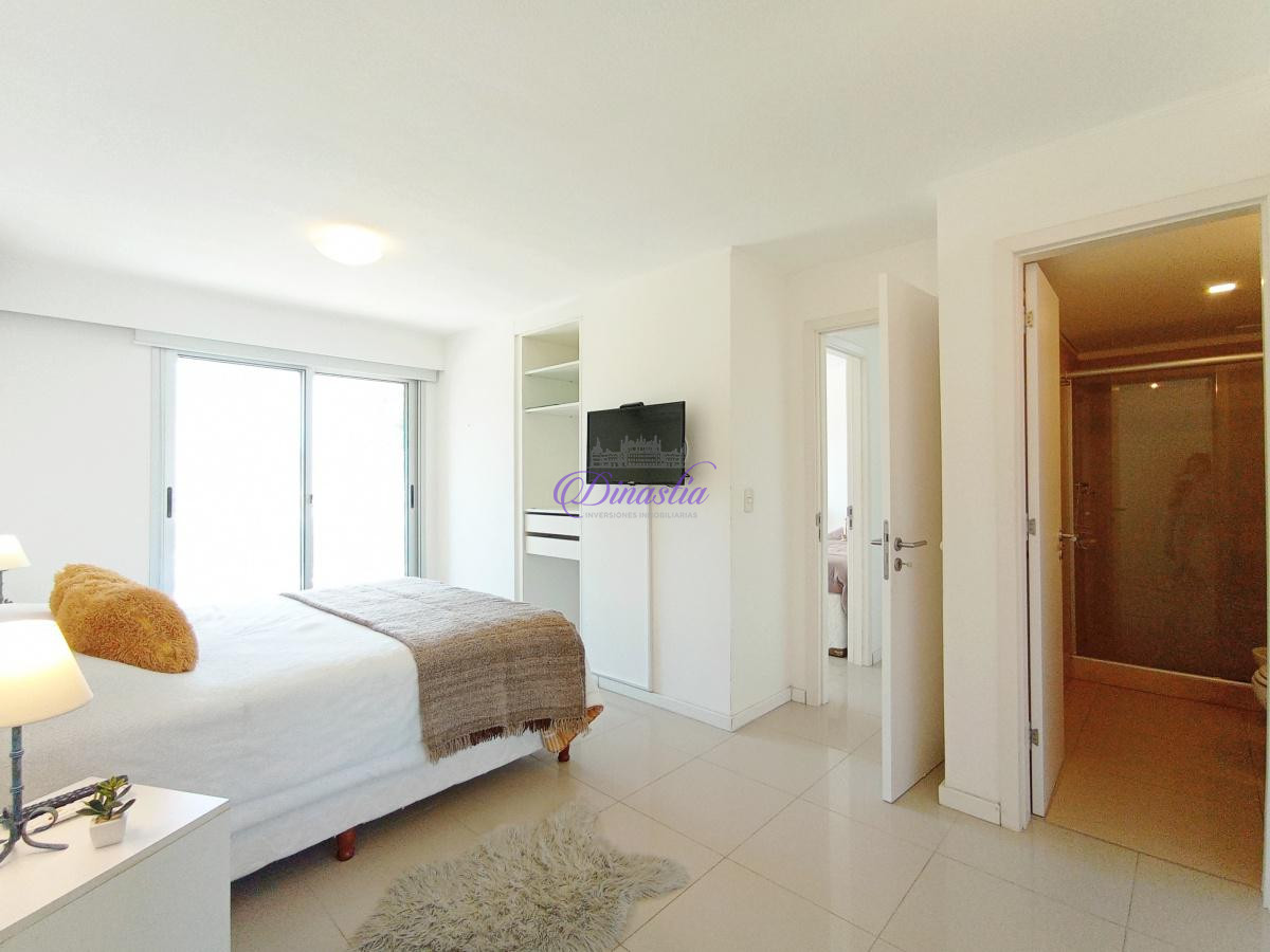 Apartamento ID.44 - Apartamento Alquiler Temporario de 2 Dormitorios , Aidy Grill , Punta del Este.