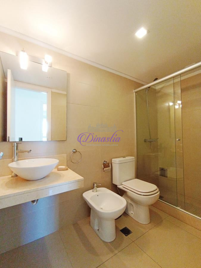 Apartamento ID.44 - Apartamento Alquiler Temporario de 2 Dormitorios , Aidy Grill , Punta del Este.