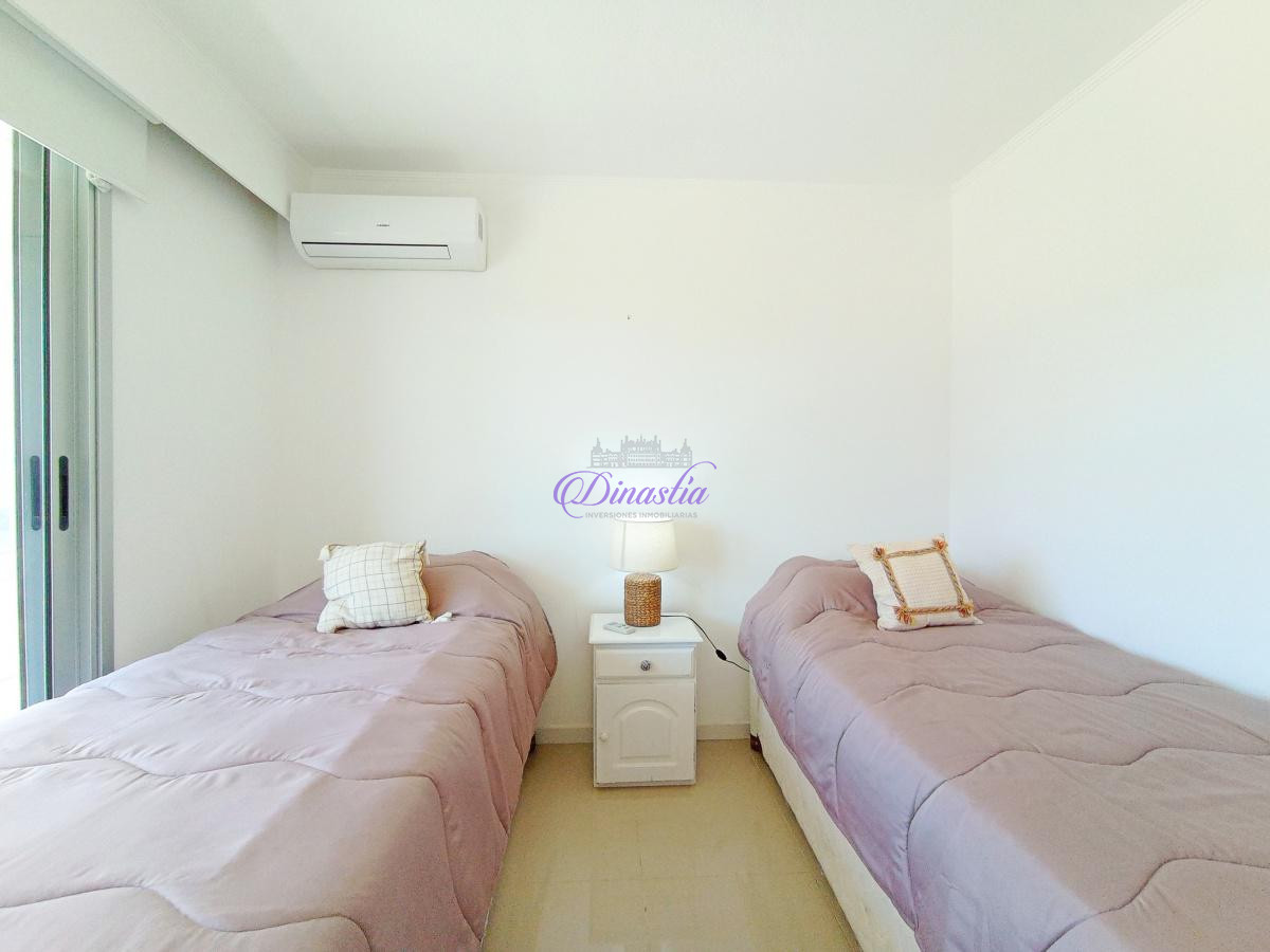 Apartamento ID.44 - Apartamento Alquiler Temporario de 2 Dormitorios , Aidy Grill , Punta del Este.