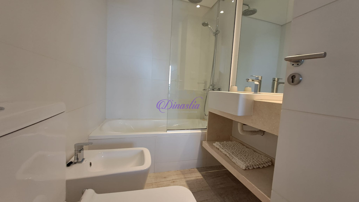 Apartamento ID.289 - Alquiler temporario Apartamento de 1 dormitorio frente al mar en La Barra, Maldonado