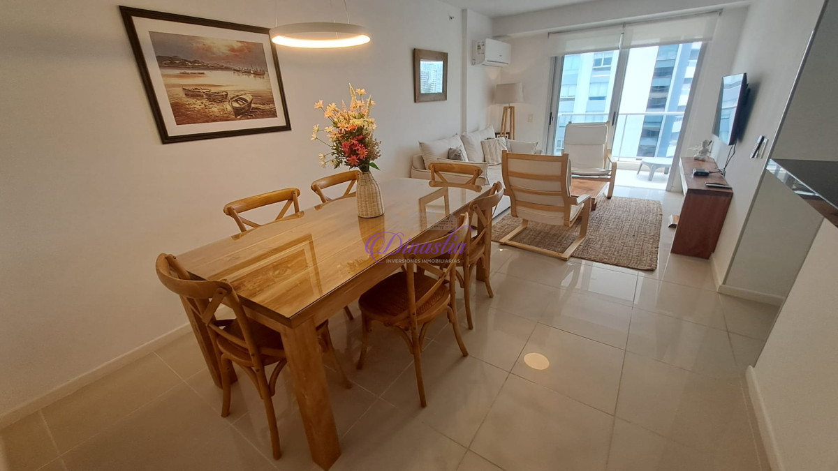 Apartamento ID.442 - Venta Apartamento de 2 dormitorios en Parada 3, Punta del Este