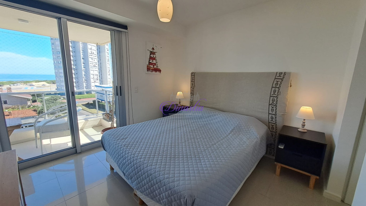 Apartamento ID.305 - Alquiler temporario Apartamento 2 dormitorios y medio en Parada 3, Punta del Este