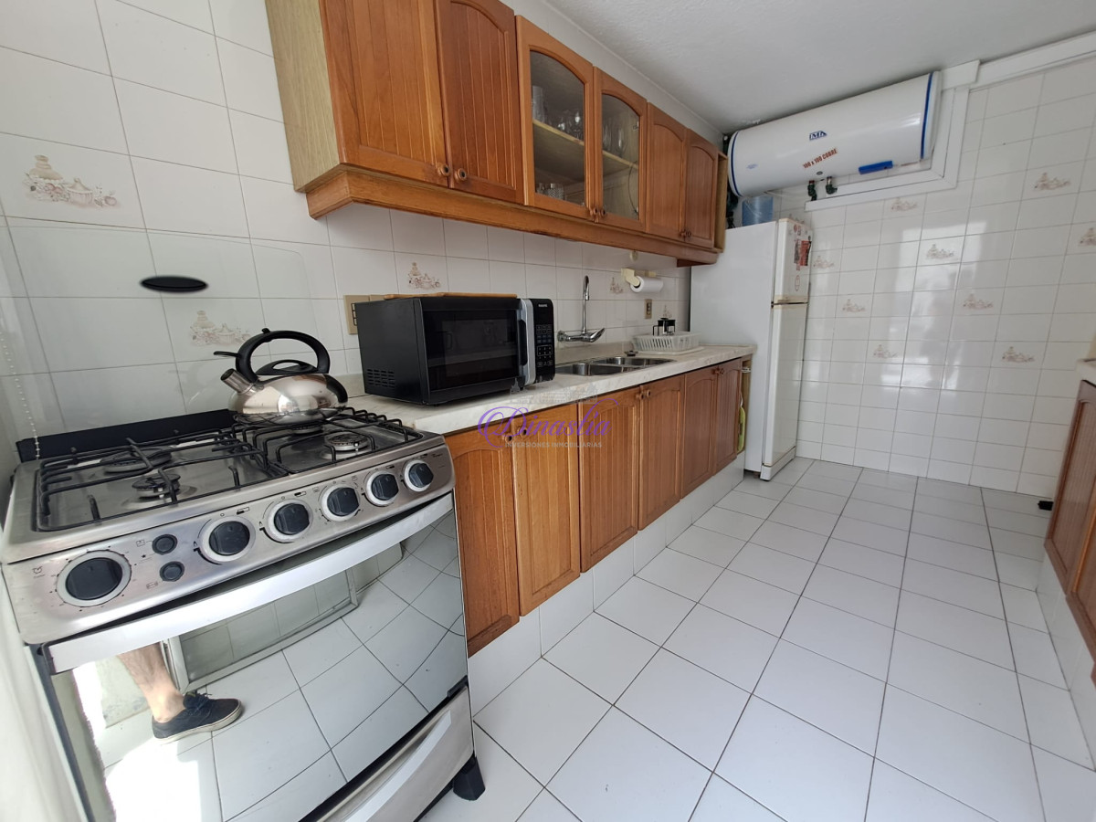 Apartamento ID.111 - Alquiler temporario Apartamento 3 dormitorios en Península, Punta del Este.
