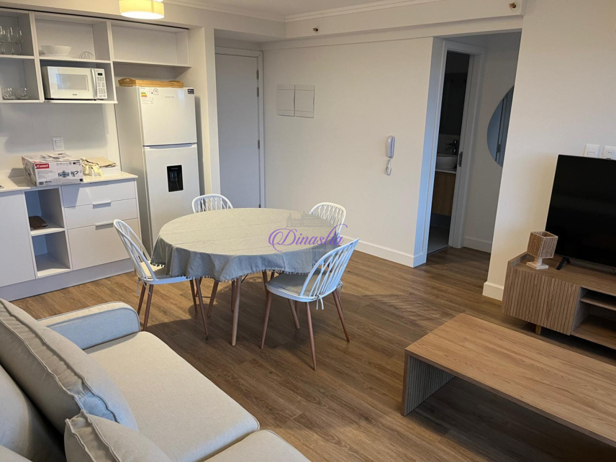Apartamento ID.516 - Alquiler Anual de 1 dormitorio sobre Roosevelt